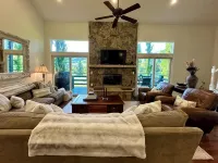 Mountain Chalet on Golf Course with Beautiful Views Hotele w: Eagle-Vail