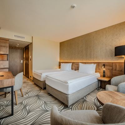 Standard Double or Twin Room Hotel Airport Okecie Promo Code