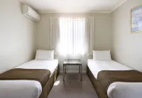 Pinnacle Apartments