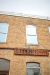 A spacious loft apartment in downtown Berrien Springs. Hotel a 