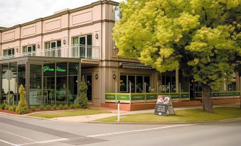 Quality Hotel Parklake Shepparton