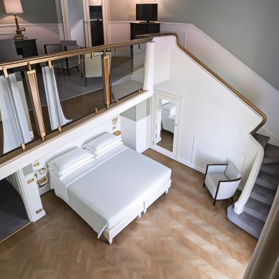 家庭河景套房 佛羅倫薩露可西廣場酒店優惠