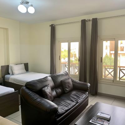 Deluxe Triple Room with City View