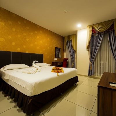 Bilik Double Eksekutif Kupon AB Inn Hotel