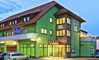 Hotel Merian Rothenburg - Housity