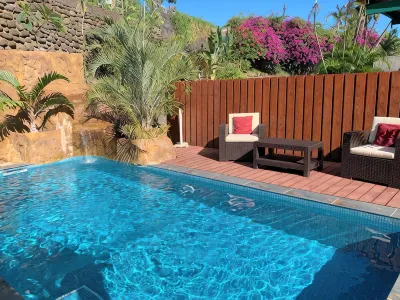 Villa Teanaiva Hotels in 