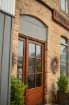 A spacious loft apartment in downtown Berrien Springs. Hotel a 