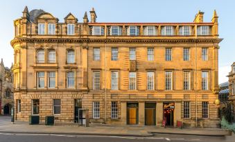 Museum Apartments - Housity