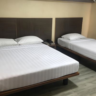 豪華三人房 瓦塔納飯店優惠