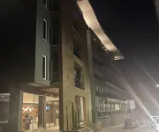 Hotel Versatile 酒店