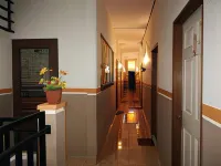 My Place Guest House Manado Hotels in Mandolang