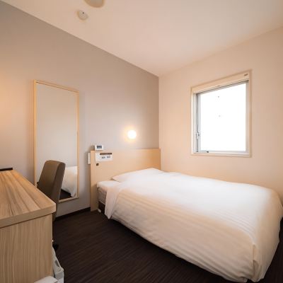 スタンダードダブルルーム(浴室)(喫煙) スーパーホテル北見 クーポン