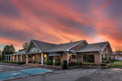 Dannys Hotel Suites, SureStay Collection by Best Western Hotels in 