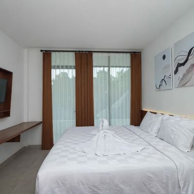Deluxe Double Room with Hill View Casa Coco Resort Promo Code