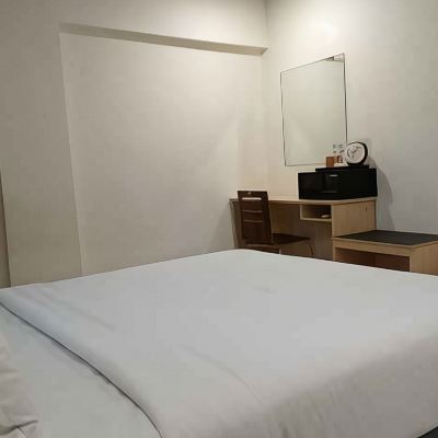 Bilik Katil Saiz Queen Superior (Tingkap) Kupon Avenue Bangi Hotel