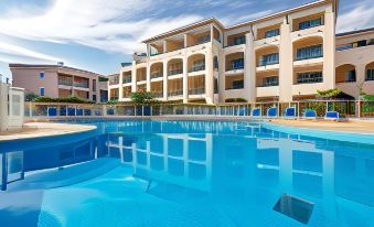 Aryana Hotel - Housity