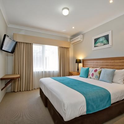 Queen Room Vintages Accommodation Promo Code