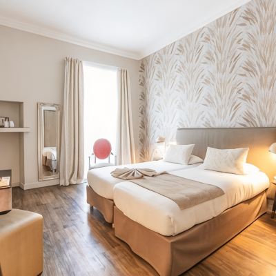 Twin Room with City View Hotel Villa Victoria Promo Code