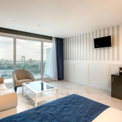 Premium Room, 1 Queen Bed With Sofa Bed, Balcony, Sea View (Balcony) Grand Luxor Hotel Promo Code