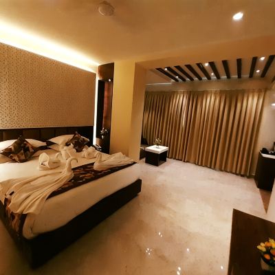 Suite Room (Local Id Not Allowed) Legend Inn Promo Code