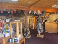 Fly Fishing River Chalet, Fly Shop, Guides, Schools, & Kayaks! 리버 폴스 호텔
