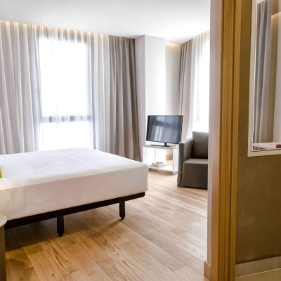 Junior Suite Zenit San Sebastián Promo Code