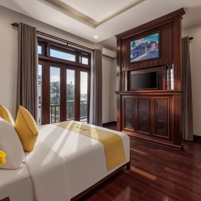 Deluxe Double Room With Balcony Green Hill Villa Promo Code
