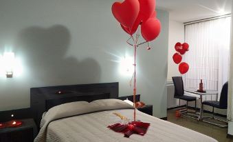 Hostal Costa de Marfil Suites & Apartamentos - Housity