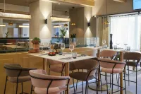 Mercure Avignon TGV Hotel et Spa