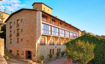 Parador de Sos Del Rey Catolico - Housity