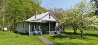 Thorn Creek Cottage