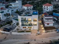 Beachfront Luxury Villa Hotels in Vinisce