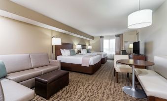 Hawthorn Suites by Wyndham Wheeling at the Highlands