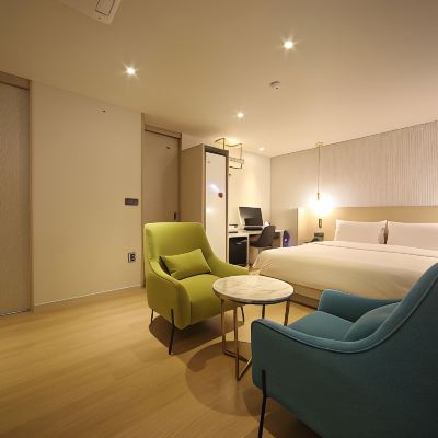 Royal Double Room (with Styler)