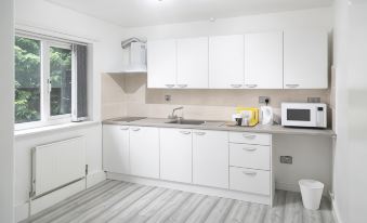 Hills View Apartments - Housity