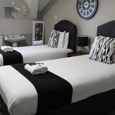 Twin Room with Shared Bathroom The Mitre Hotel Promo Code