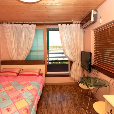 룸 304 원 룸 침대 보령 블루하이츠펜션 쿠폰