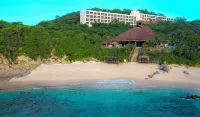 Coral Blue Hotels & Resorts Hotel di 