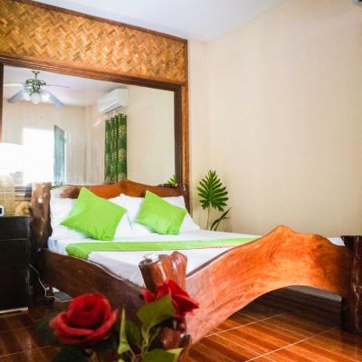 Deluxe Room The Palms Resort & Bar Promo Code