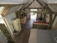 Idyllic Log Cabin with Log-fired Hot Tub nestled in a Forest Clearing Hotels in Wareham
