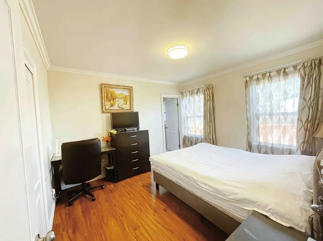 Alhambra Private Suite With Bath & Parking - San Gabriel, CA