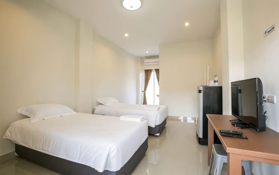 J-House Phetchaburi เจเฮาส์ เพชรบุรี