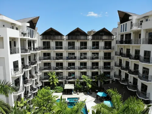 Pacific Suites Boutique Hotel and Bistro