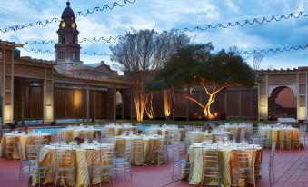 The Worthington Renaissance Fort Worth Hotel