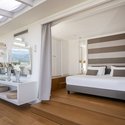 Executive Suite With Terrace And Sea View