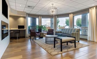 Comfort Inn & Suites Pacific – Auburn