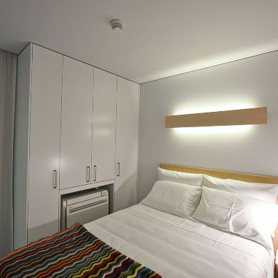 Room (Ribeira)