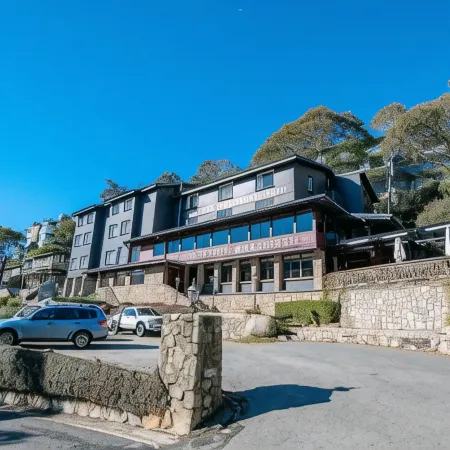 Bernti's Mountain Inn