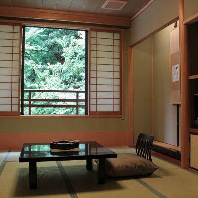 【Non-smoking Room】Small Room!A Small Room Is Fine!Recommended For Customers Like You♪ [Japanese Room] [Non-smoking] 城崎温泉　喧噪の隠れ家　月のしずく クーポン