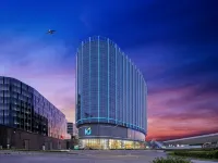Regala Skycity Hotel by Regal Hotels Hotele w: 